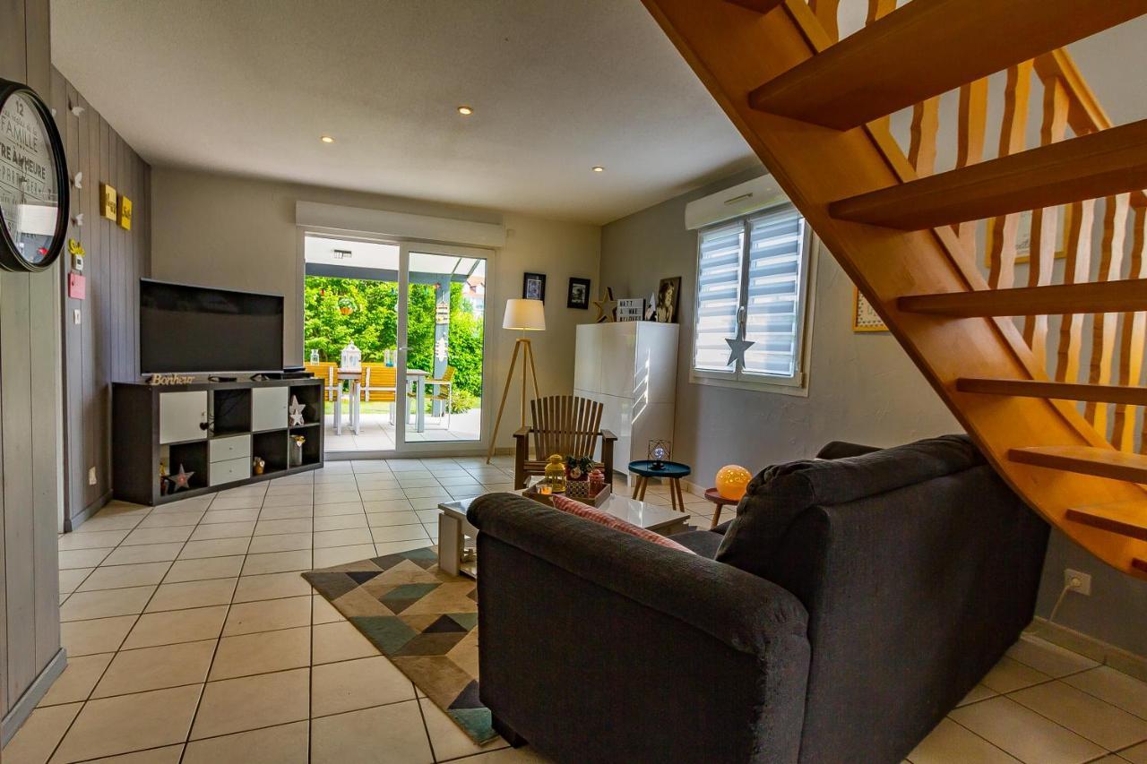 Maison Moderne A La Campagne Le Valdahon Zewnętrze zdjęcie